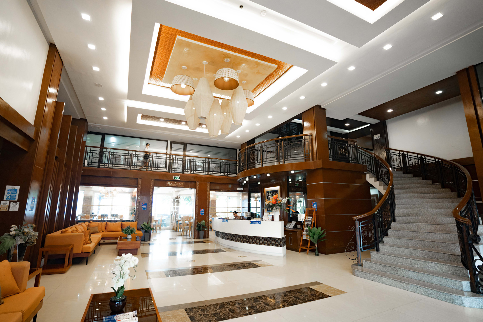 Lobby 3