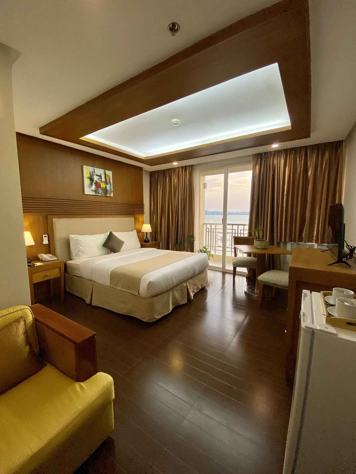 Family-Room-4.jpg