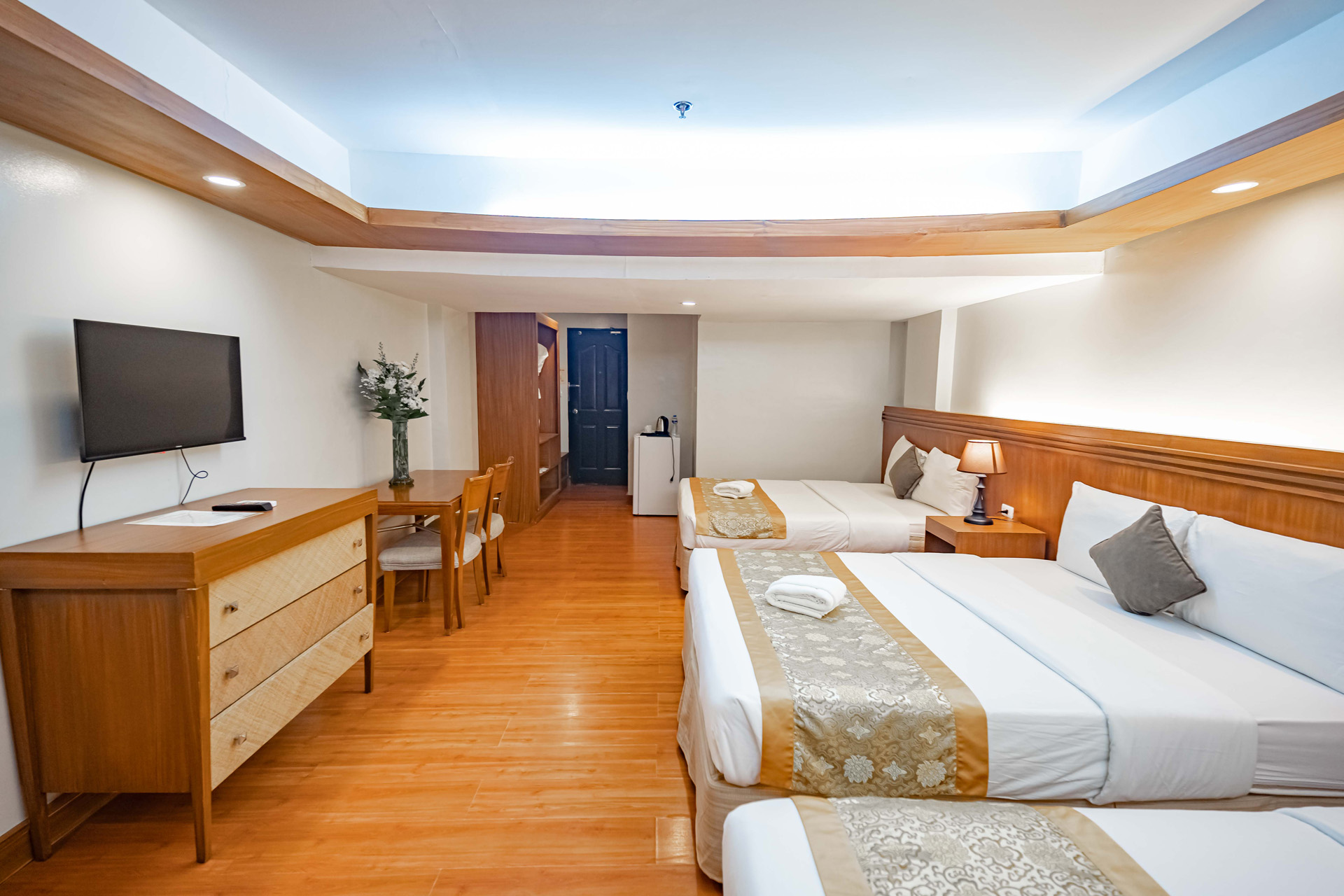 Harbour-Mezzanine-5.jpg