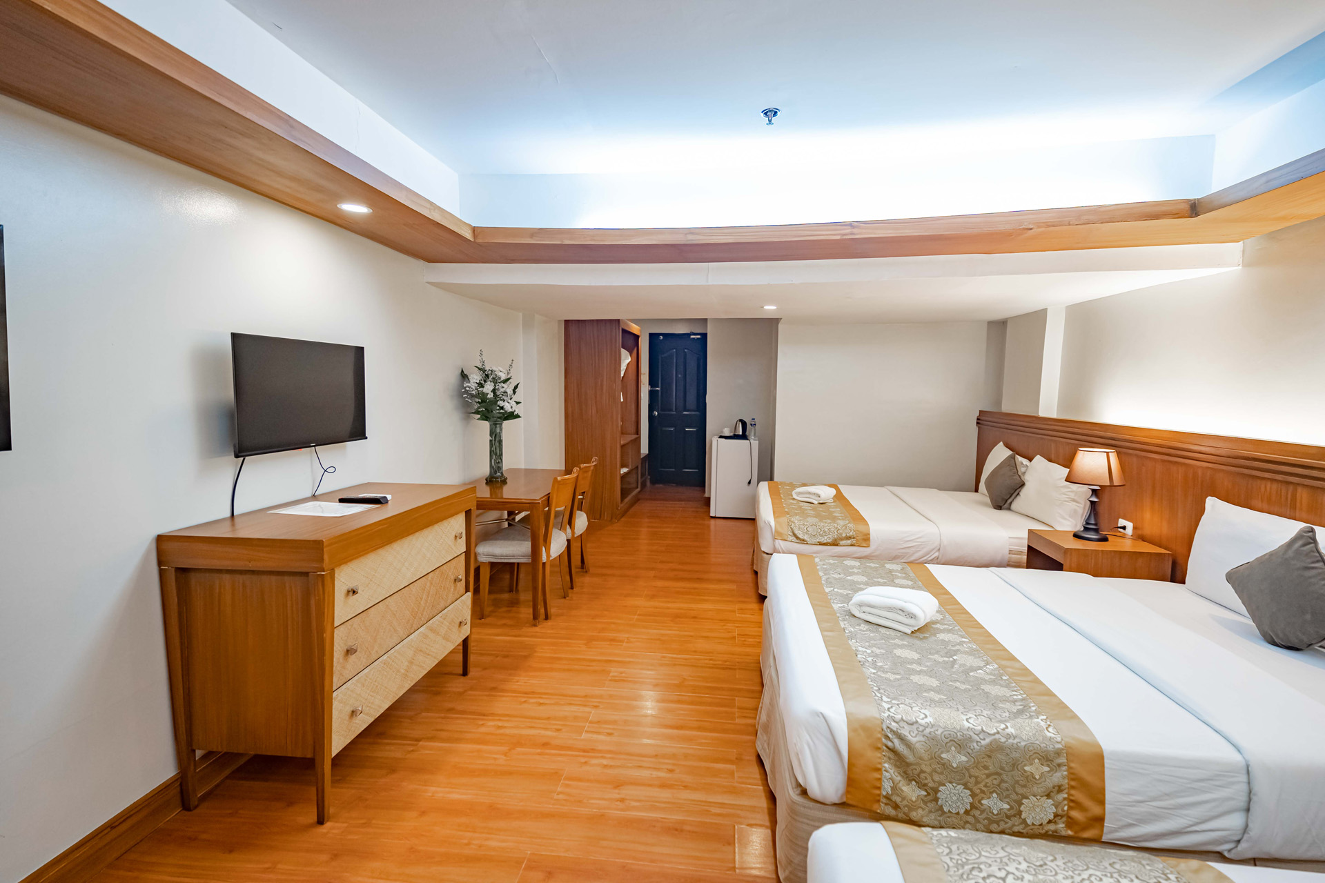 Harbour-Mezzanine-6.jpg