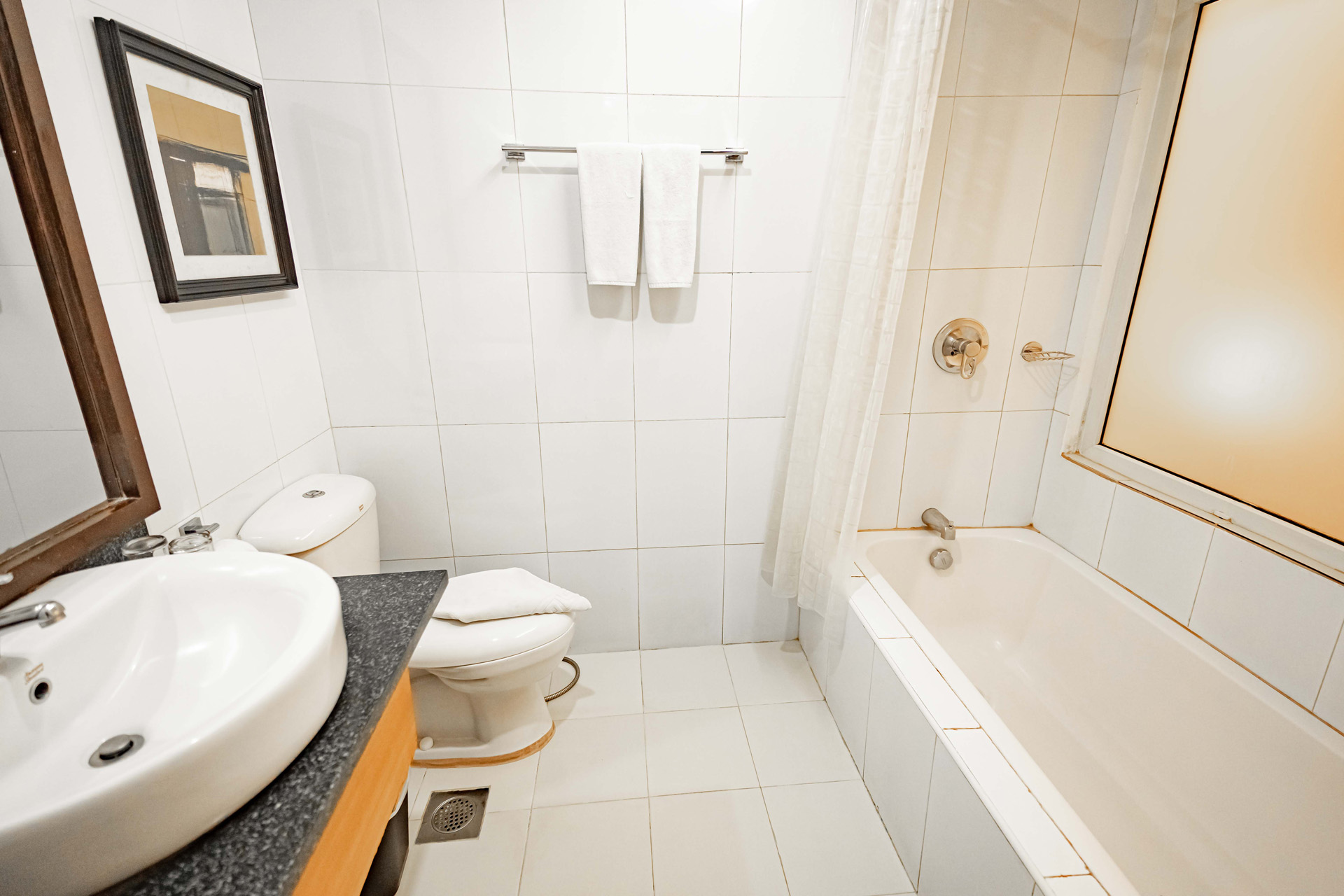 Harbour-Suite-1.jpg