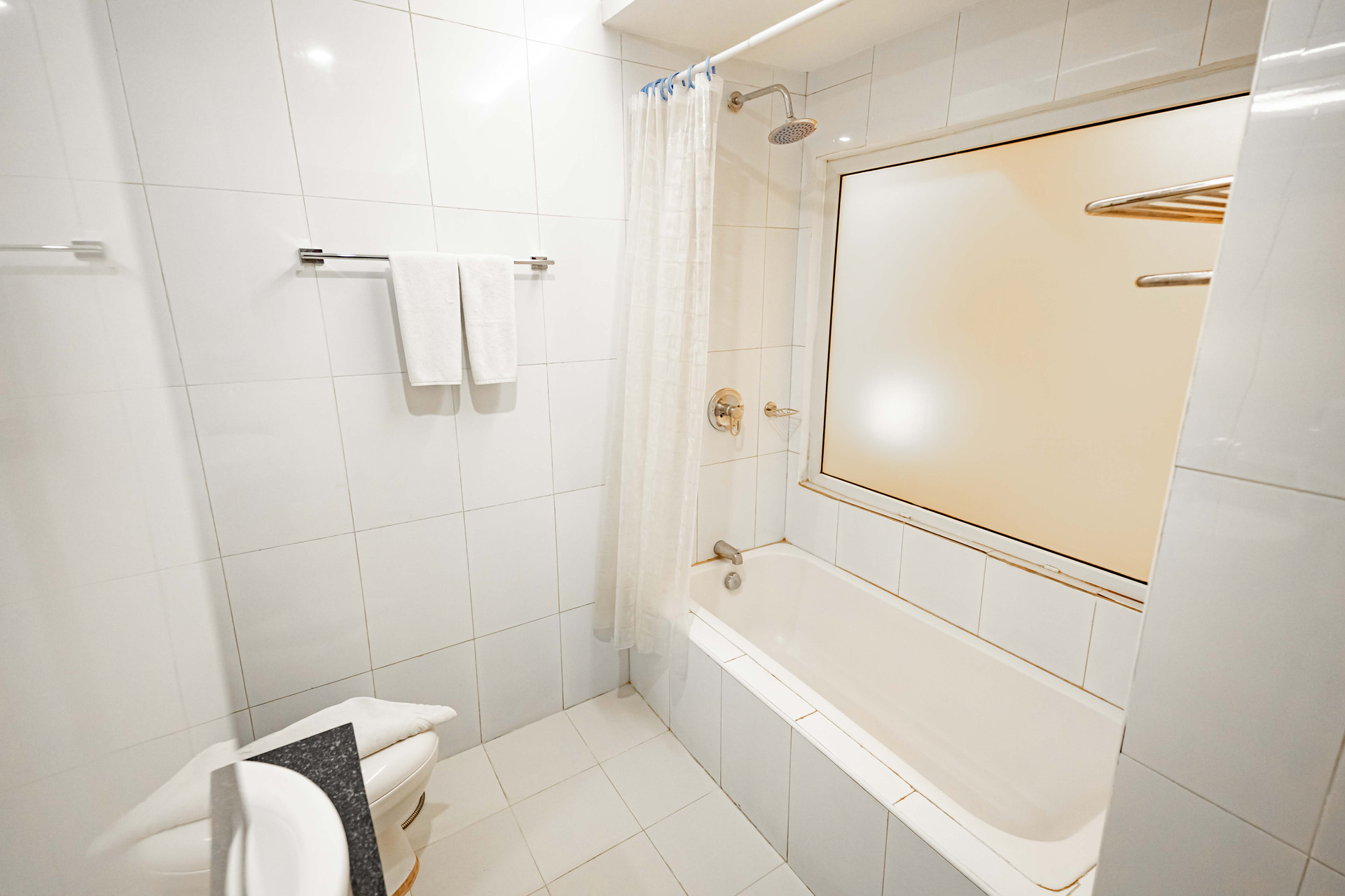 Harbour-Suite-2.jpg