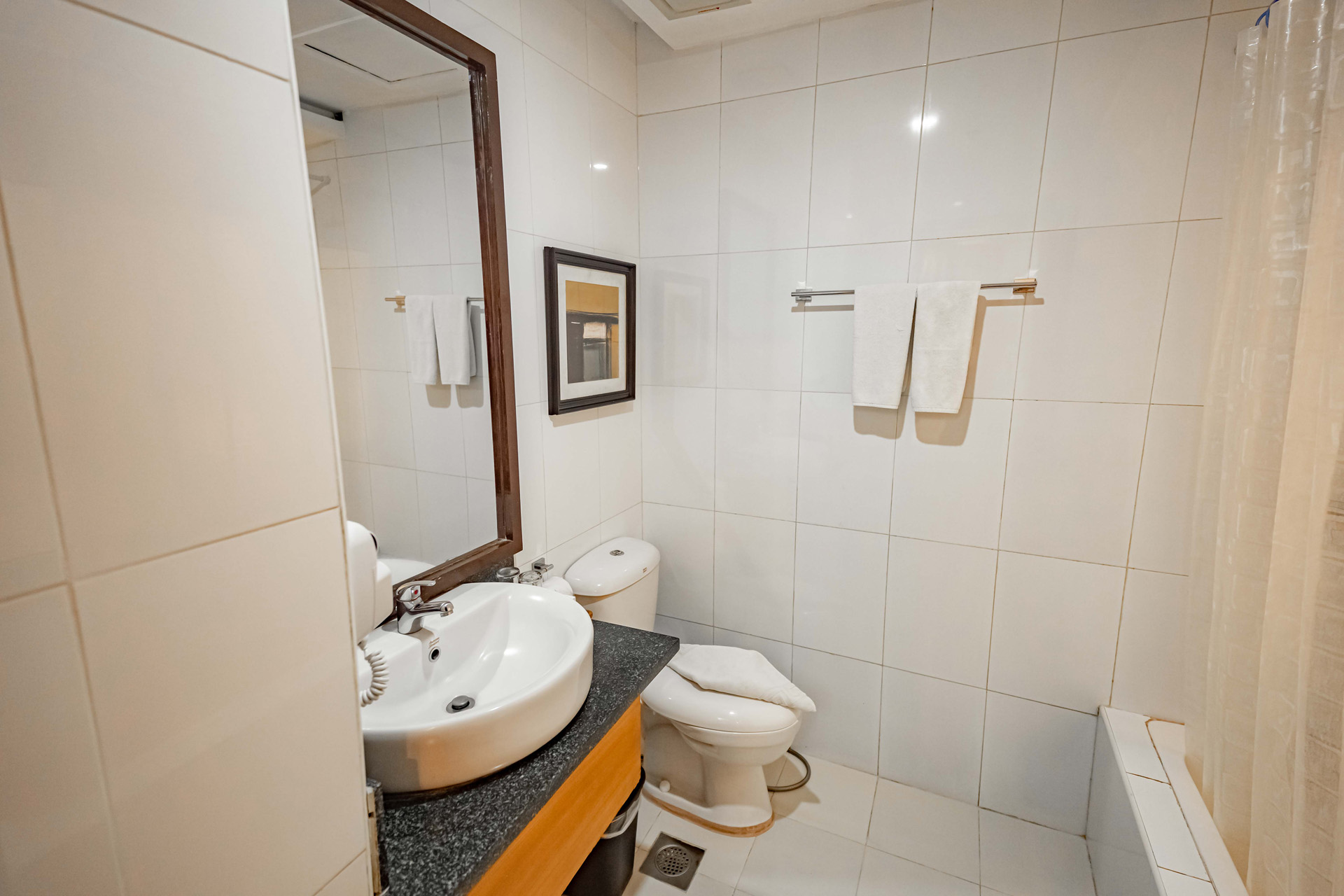 Harbour-Suite-4.jpg